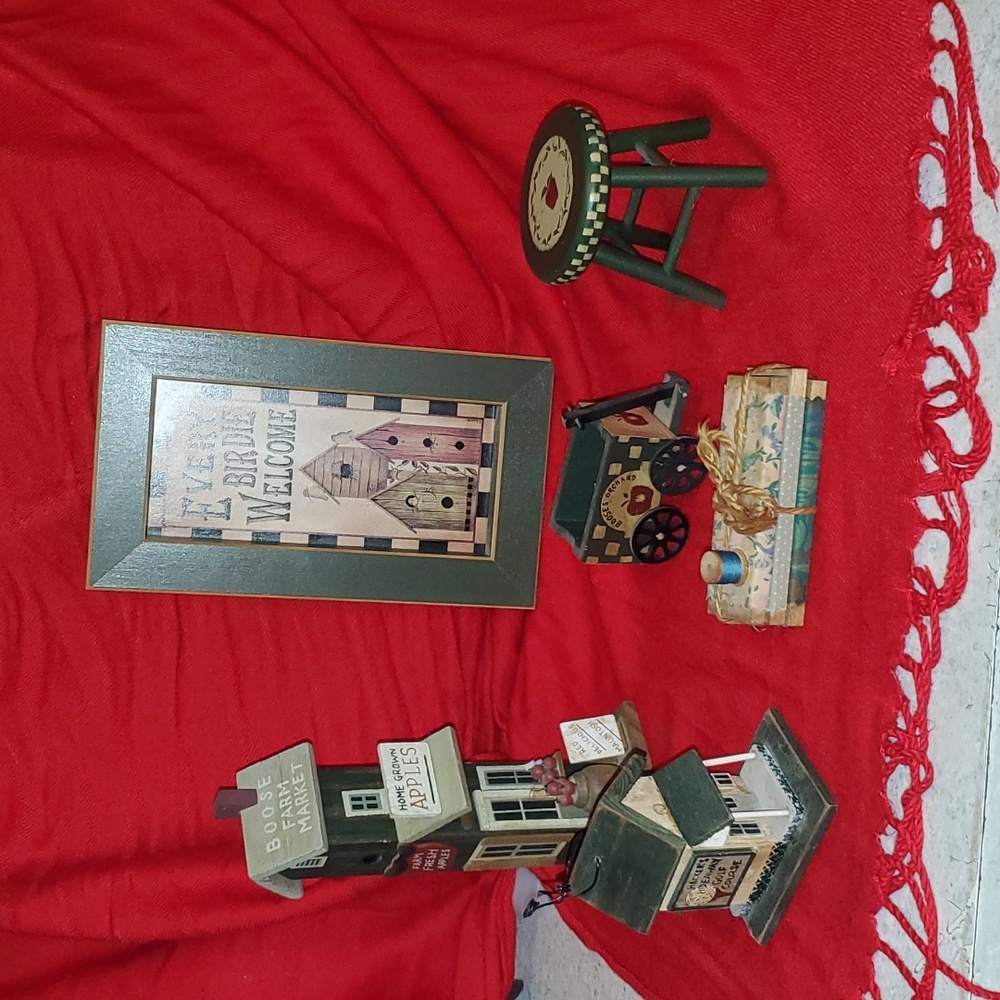 Lot of Apple Crafts